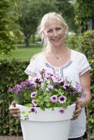 Stappenplan ‘Zomerbloeiers oppotten’